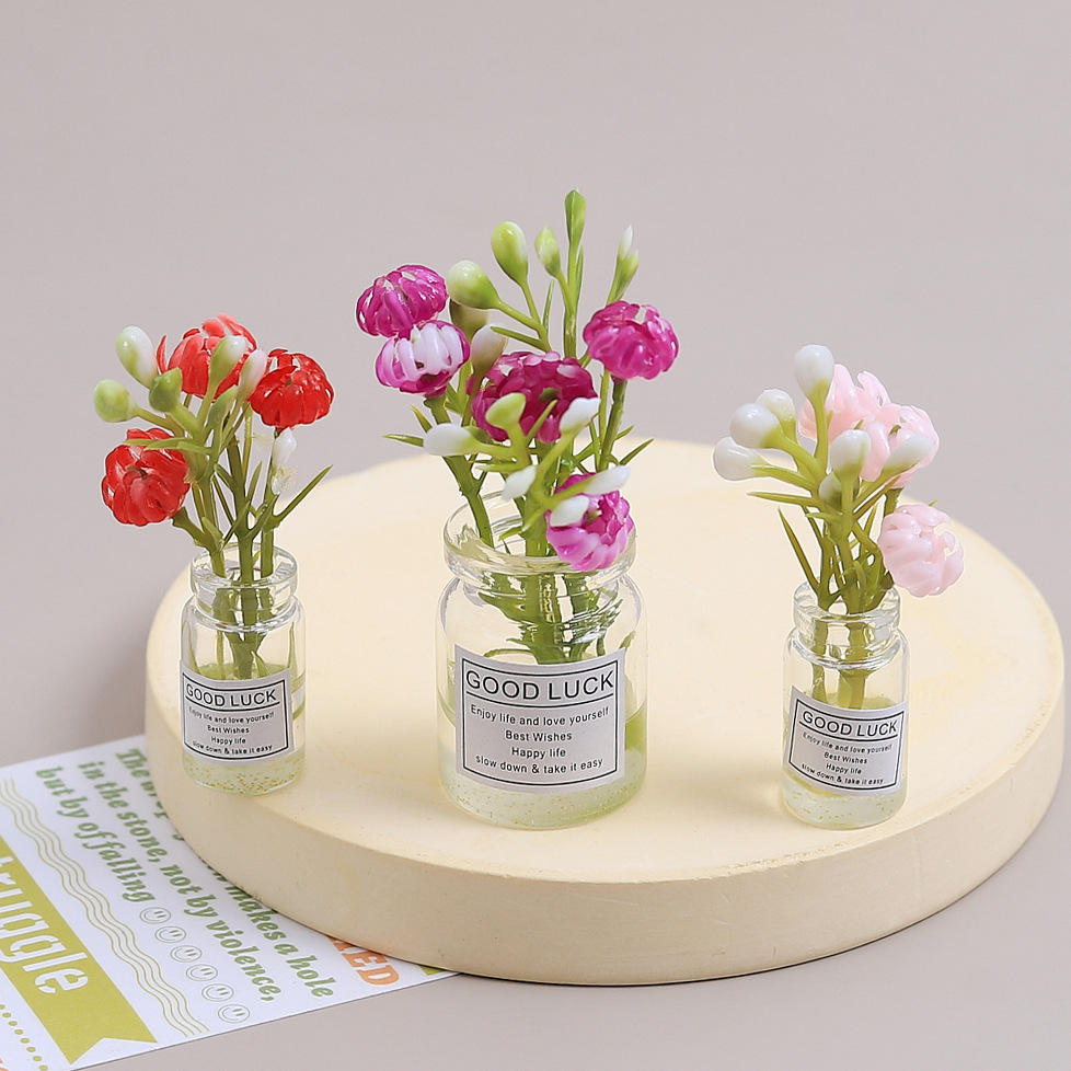 Mini "Good Luck" Flower Vase Decoration