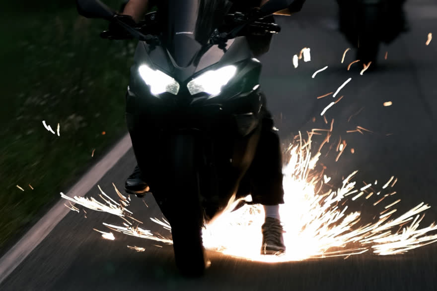 Motorcycle Shoe Spark Plates 🔥🏍️ ( Premium Sparks )